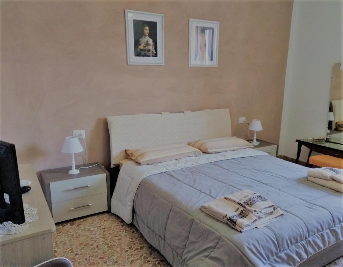 Sa Rosa E Su Trapperi Bed & Breakfast Oschiri Luaran gambar